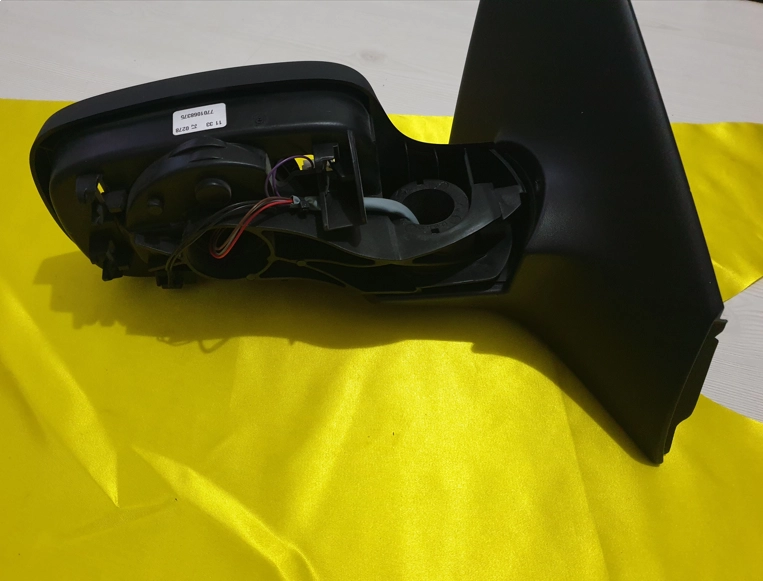 resimler/genel/Renault megan 2 sag dış dikiz aynası orjinal sifir mais 7701068375